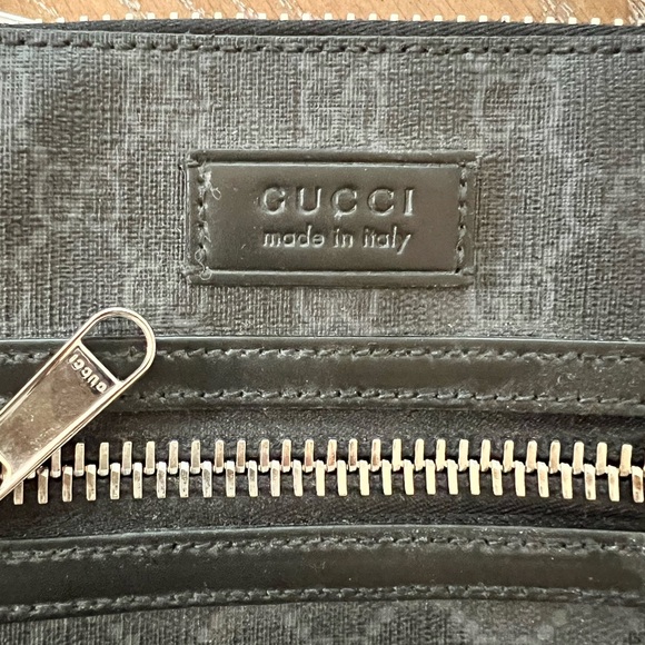 Authentic Gucci crossbody bag - Picture 3 of 5